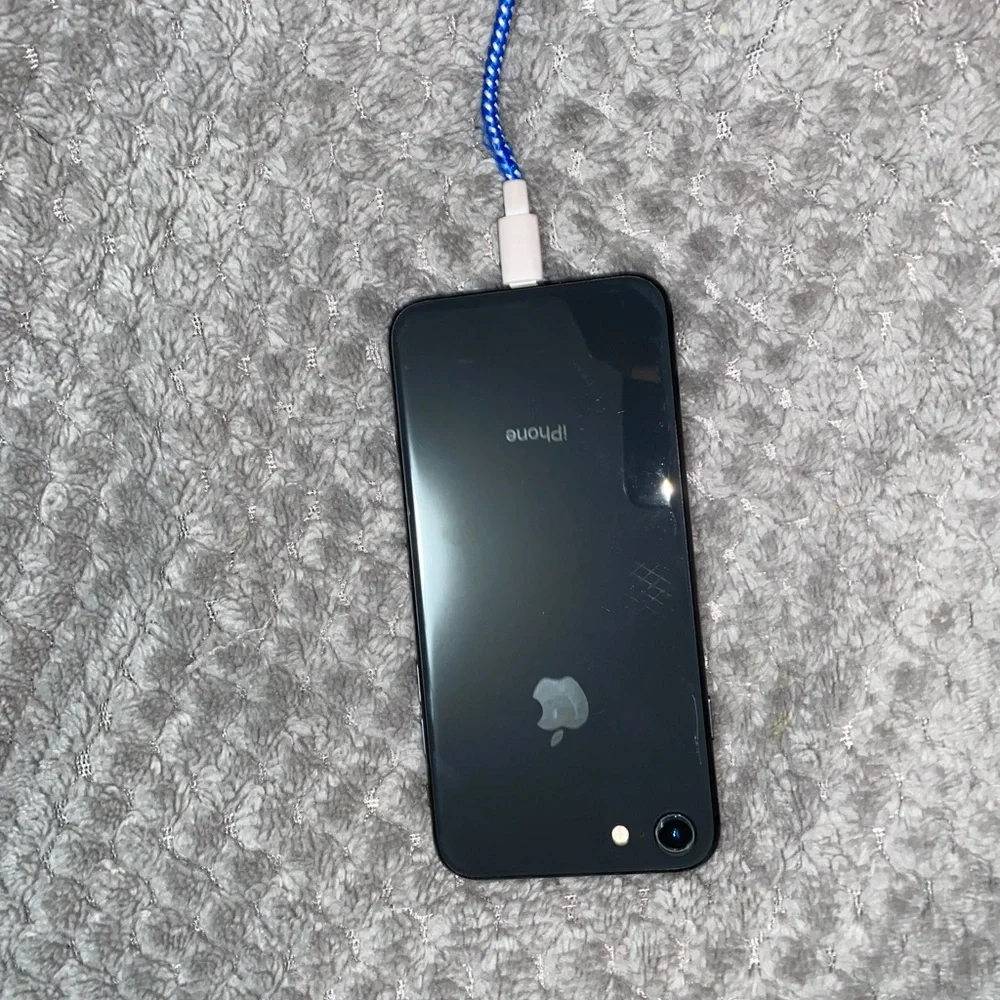 Apple IPhone 8 64 GB - Black / Space Gray